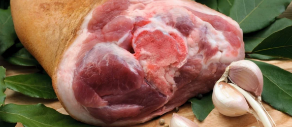 Доставка мяса и птицы АМРА ЛЮКС фото