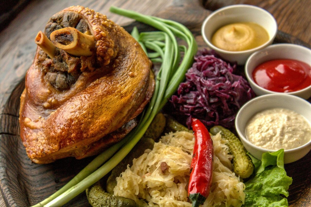 гарнир к рульке. гарнир к рульке. гарнир к рульке. гарнир к рульке. мясо с овощами в духовке.