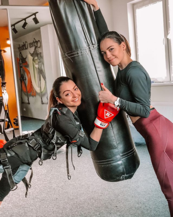 Лайфстайл фитнес минск. ЭМС тренировки.